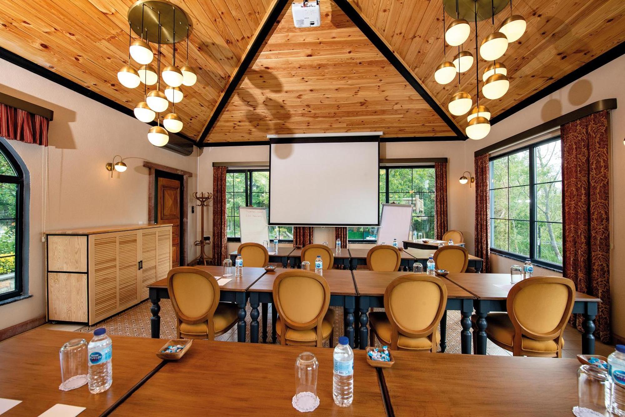 Wineport Lodge Agva Riverside Hotel & Winery Екстериор снимка