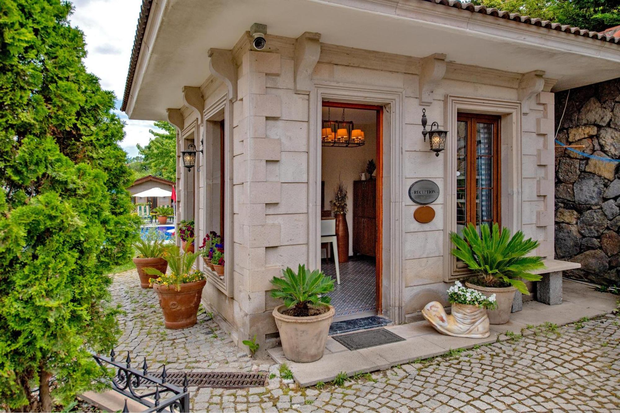 Wineport Lodge Agva Riverside Hotel & Winery Екстериор снимка